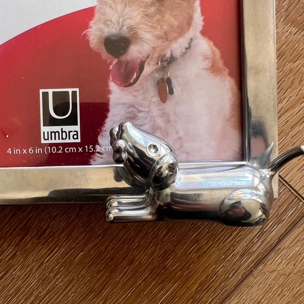 Umbra Memoire Dog Photo Frame 4x6 Chrome Silver Puppy Figurine Brand New